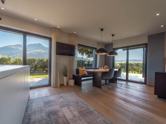 Wohnung 2 Schlafzimmer Zu Verkaufen Sankt Johann In Tirol Sankt Johann In Tirol 2400000 ES105083294