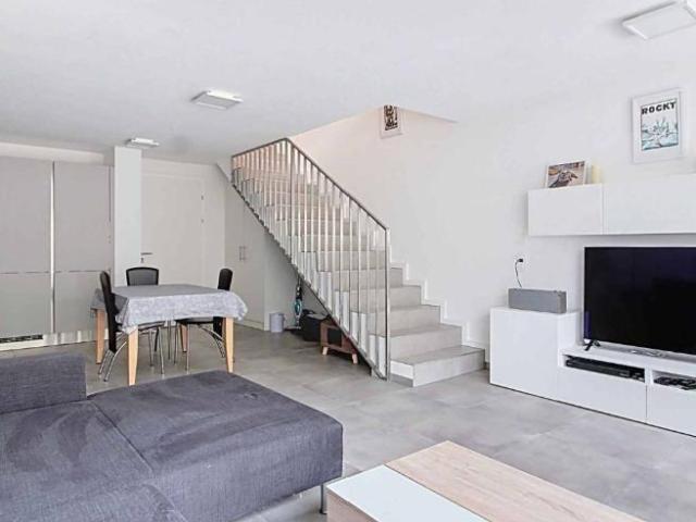 Neue 2 Zimmer Maisonette Wohnung am Waldrand