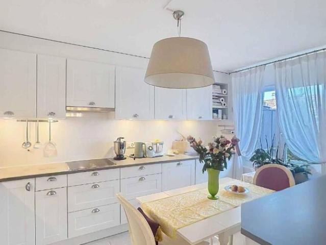 Wunderschöne Wohnung mit Garten, 15 Minuten von Nyon entfernt
