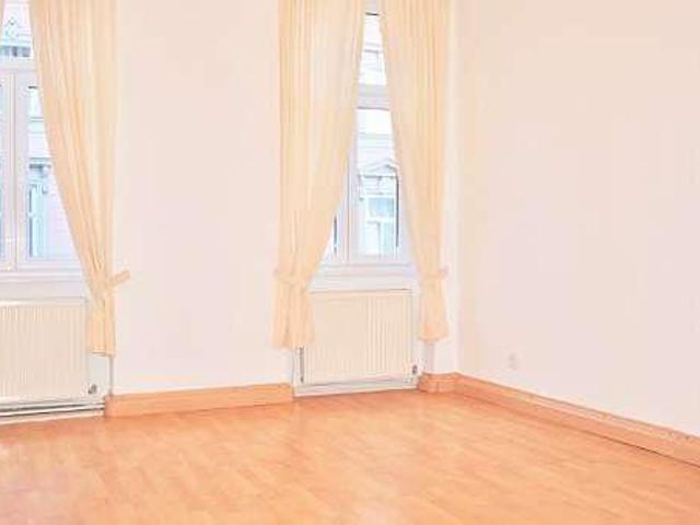 Wohnung / 3+ Zimmer / WG möglich / 90m2 2min zu U3 Johnstrasse /