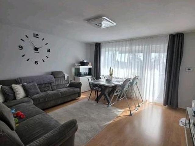 Wohnung 3 Zimmer zu verkaufen Privat. Bitte keine Makler