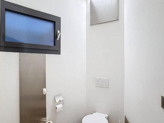 Modernes Loft mit 300 m² Wohnfläche und privatem Garten im Zentrum von Montreux