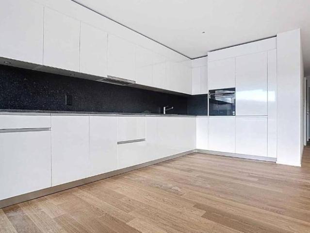 Neue 4,5 Zimmer Wohnung mit überdachten Balkonen