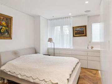Wohnung 4.5 Zimmer