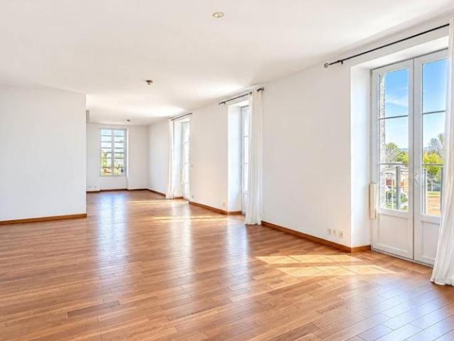 Wohnung 4.5 Zimmer