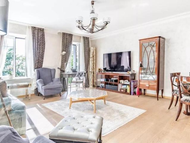 Wohnung 4.5 Zimmer