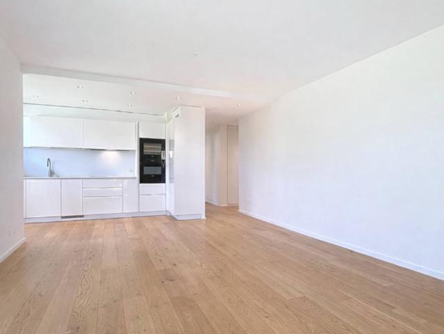 Luxuriöses 4,5 Zimmer Apartment in sicherer und grüner Lage