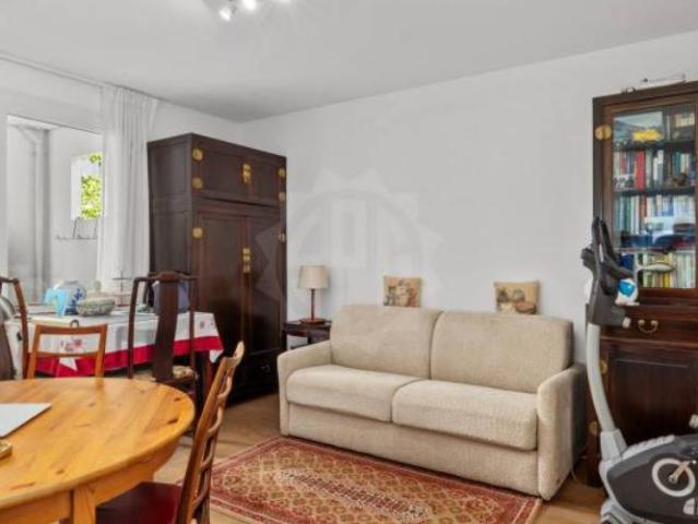 Gemütliche Wohnung Rolle