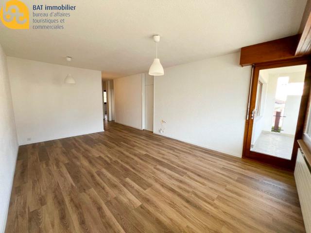 Renovierte 4,5 Zimmer Wohnung in Veyras