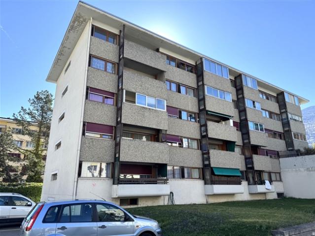 Wohnung – 4,5 Zimmer – SION – 8 Minuten vom Bahnhof entfernt – Ref. 10264491