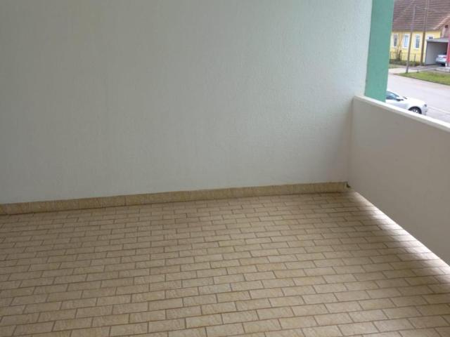 Wohnung 4 Schlafzimmer Zu Vermieten Gaweinstal AUT 620 ELS101873498