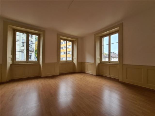 4 Zimmer Wohnung, ein Monat kostenlose Miete