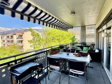 WOHNUNG 5,5 WOHNUNGEN & 132 M² – SION!