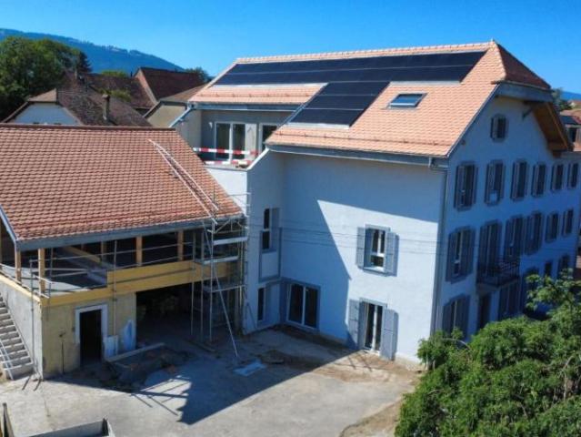 Zukünftiges Lieblingsstück: 5.5 Zimmer Maisonettewohnung in Chevilly, kurz vor Abschluss der Renovierungsarbeiten