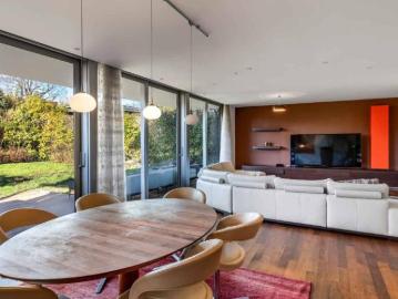 Wohnung 7.5 Zimmer
