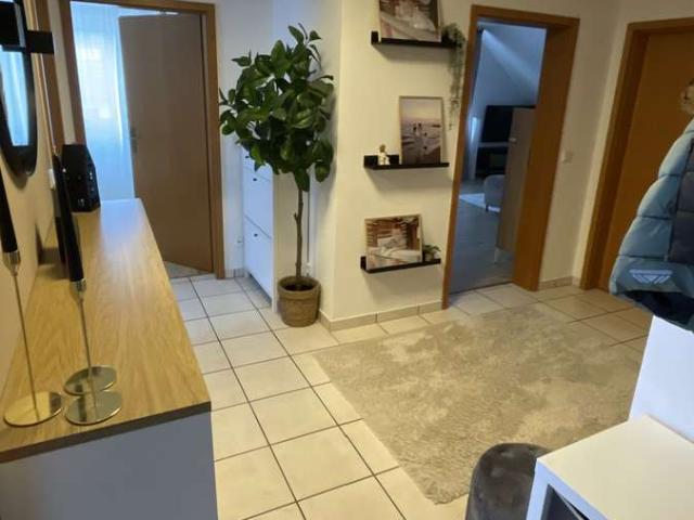 Wohnung, 87 qm, 3 Zimmer, Küche, Bad, Gäste WC, Abstellraum, Balkon, Stellplatz in Bad Westernkotten