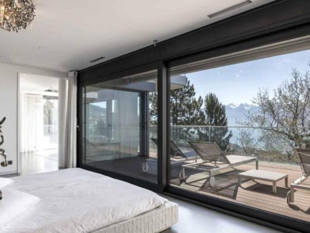 Ein außergewöhnliches Duplex Penthouse mit Blick auf den Genfersee