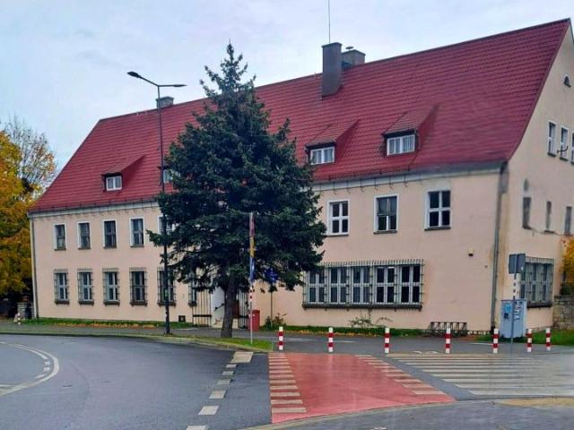Wojska Polskiego 1 281 m², Wołów