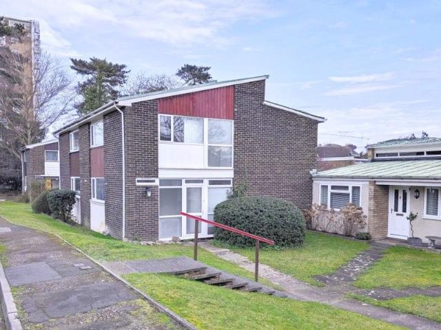 Woking, Surrey GU22, 3 bed semi detached house to rent, £2,050 pcm | PrimeLocation