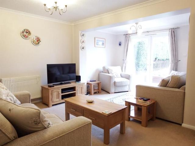 WOKING/GOLDSWORTH PARK