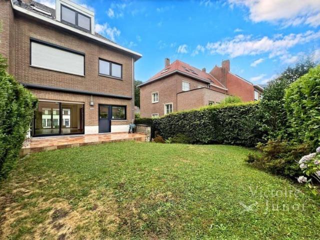 Woluwe: House for rent 4 bedrooms
