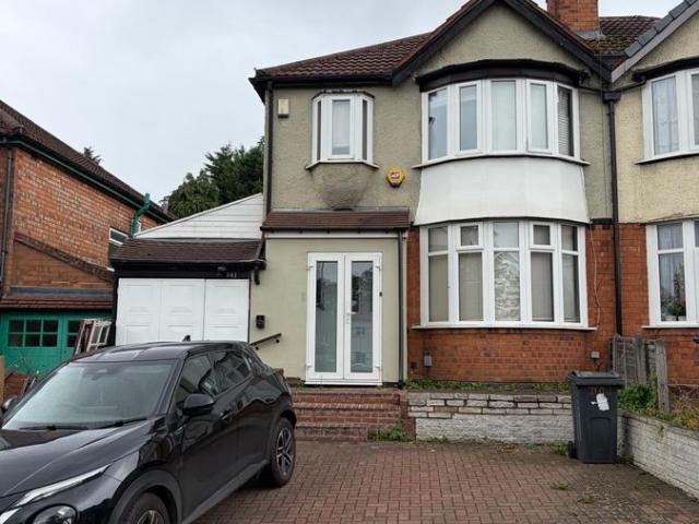 Wolverhampton Road South, Birmingham B32, 3 bed semi detached house to rent, £1,750 pcm | PrimeLocation