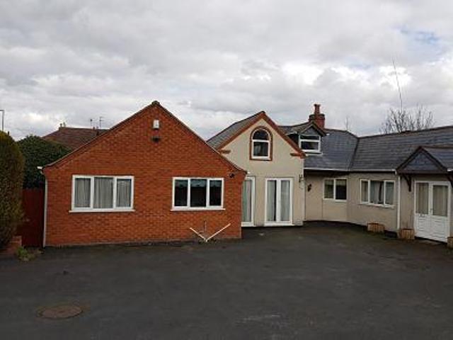 Wolverley Road, Kidderminster DY11 3 bed semi detached bungalow to rent £1,150 pcm £265 pw