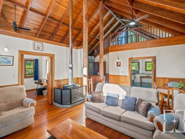 'Wolvi Lodge' A Private Country Estate Where Nature Sets the Pace