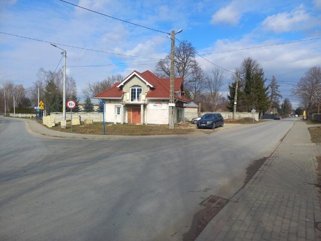 Budynek usługowo mieszkalny 165m² z rozbudową 2023