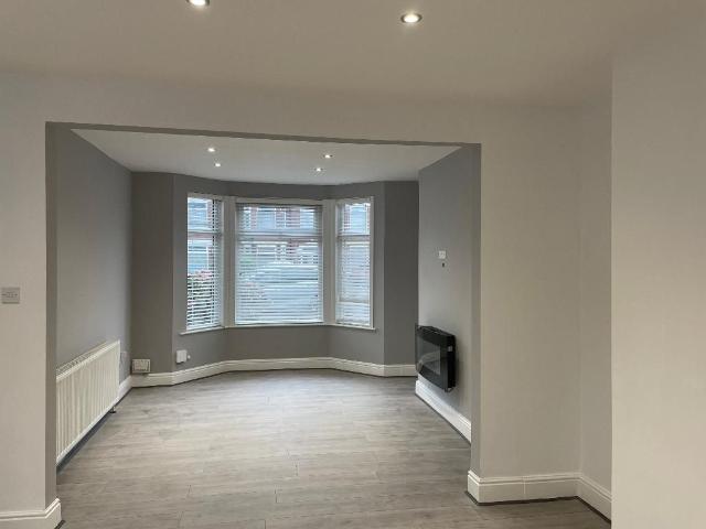 Woldcarr Rd, Hull HU3, 2 bed detached house to rent, £875 pcm | PrimeLocation