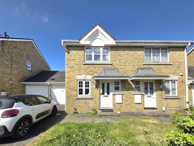 Woldham Road, Bromley BR2, 2 bed semi detached house to rent, £2,250 pcm | PrimeLocation