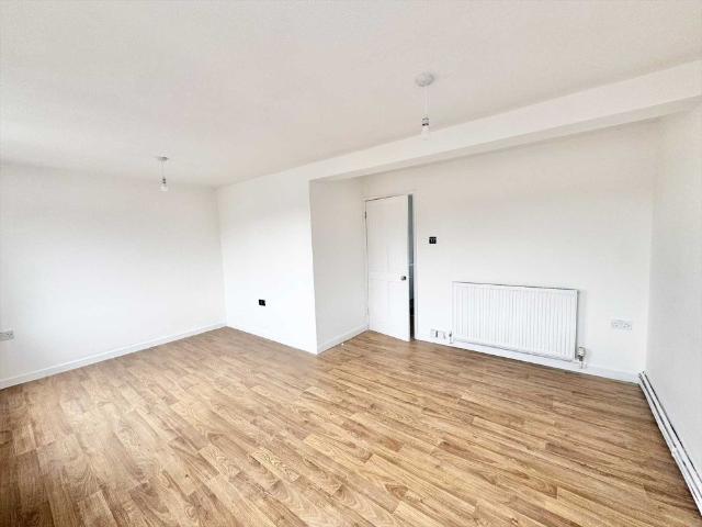 Wolds Drive, Keyworth, Nottingham