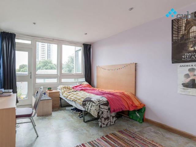 Wollaston Close, London SE1 3 bed flat to rent £3,098 pcm £715 pw