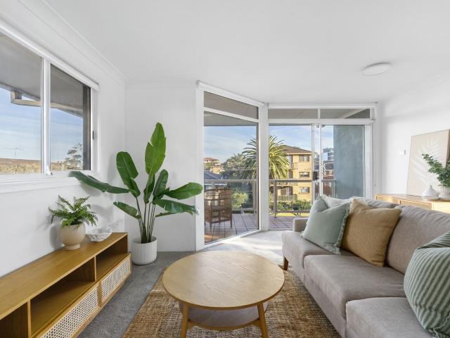 Wollongong, 4/30 Campbell Street