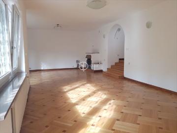 Wolnostojący dom z sauną i 4 sypialniami na Saskiej Kępie