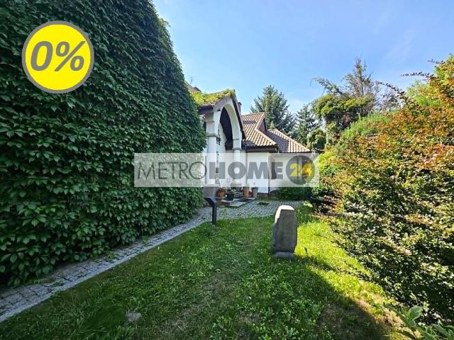Wolnostojący dom 340 m² w Falentach Nowych polecam!