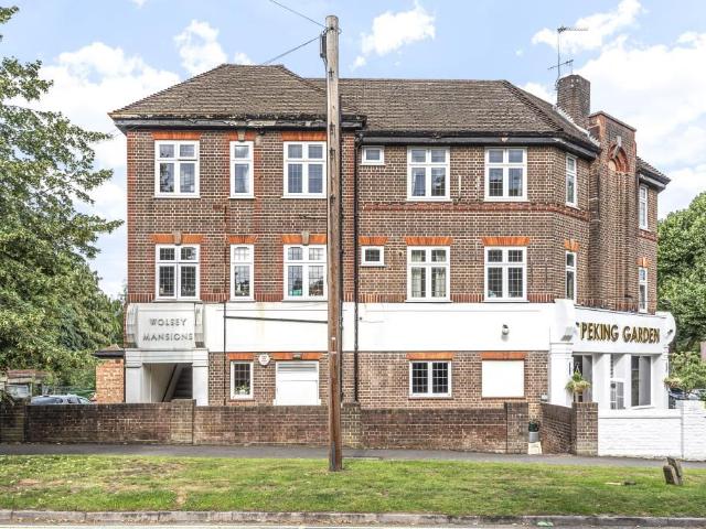 Wolsey Road, Moor Park HA6, 3 bed flat to rent, £2,100 pcm | PrimeLocation