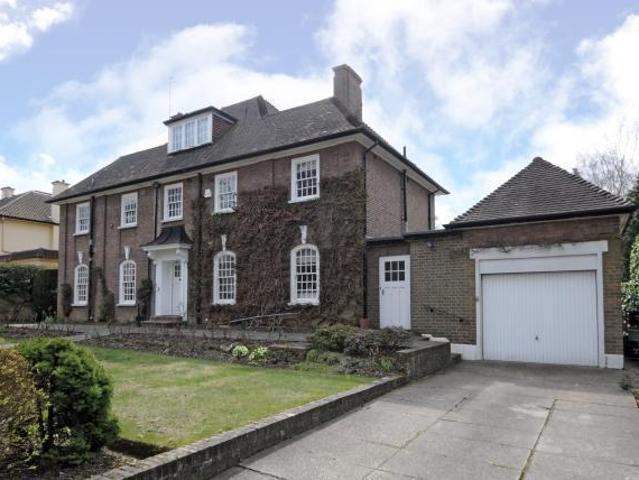 Wolsey Road, Moor Park, HA6 6 bed detached house to rent £5,750 pcm £1,327 pw