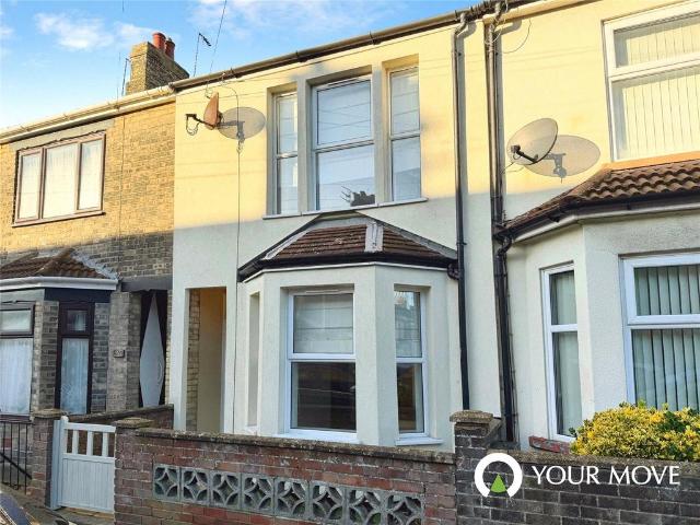 Worthing Road, Suffolk NR32 3 bed terraced house to rent £950 pcm £219 pw