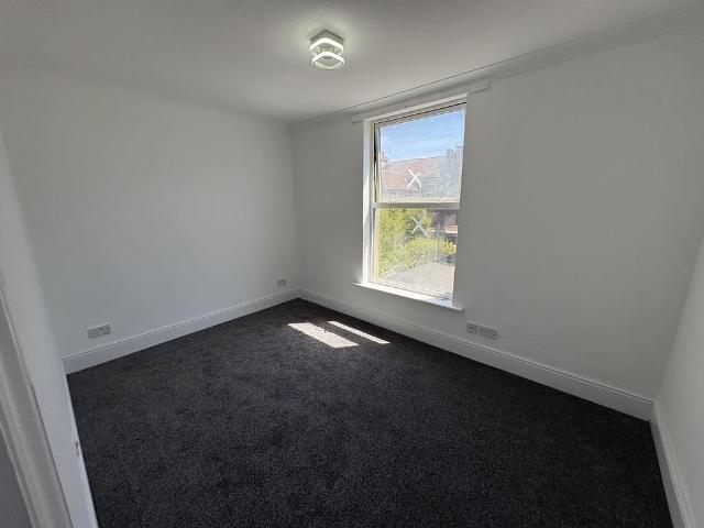 Worthing Road, Southsea 2 bed apartment to rent £1,175 pcm £271 pw