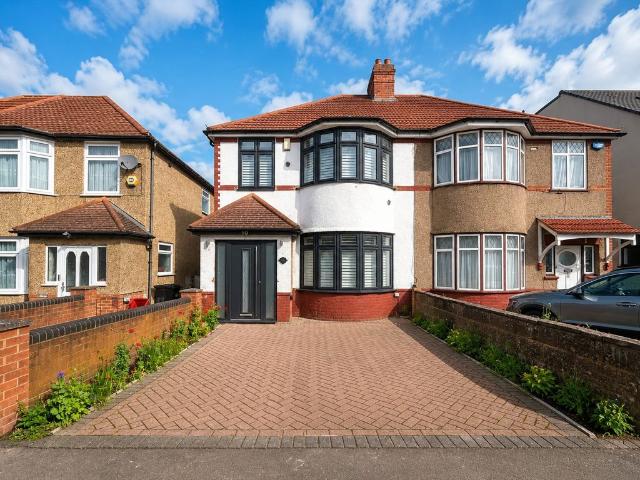 Worton Gardens, Isleworth TW7, 4 bed semi detached house to rent, £3,250 pcm | PrimeLocation