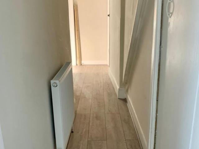 Wortley Road, London E6, 2 bed flat to rent, £1,900 pcm | PrimeLocation
