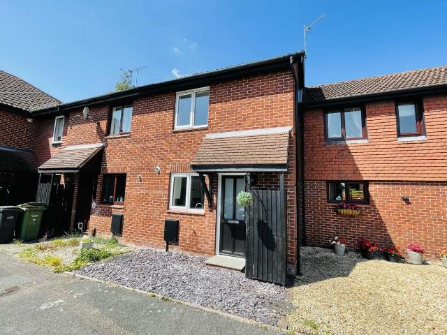 Worcester Drive, Didcot OX11, 2 bed terraced house to rent, £1,350 pcm | PrimeLocation