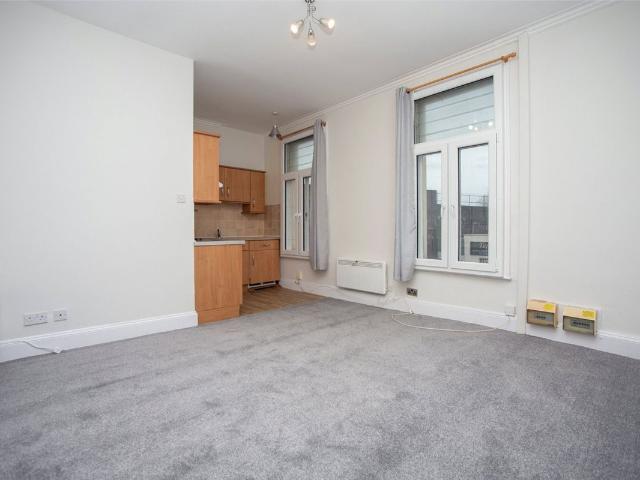 Worcester Street, Gloucester, Gloucestershire GL1, 1 bed flat to rent, £775 pcm | PrimeLocation