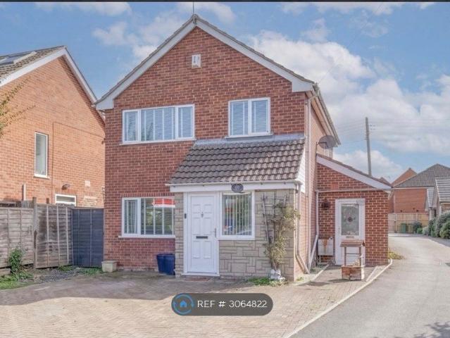 Worcester Road, Droitwich WR9, 3 bed detached house to rent, £1,350 pcm | PrimeLocation