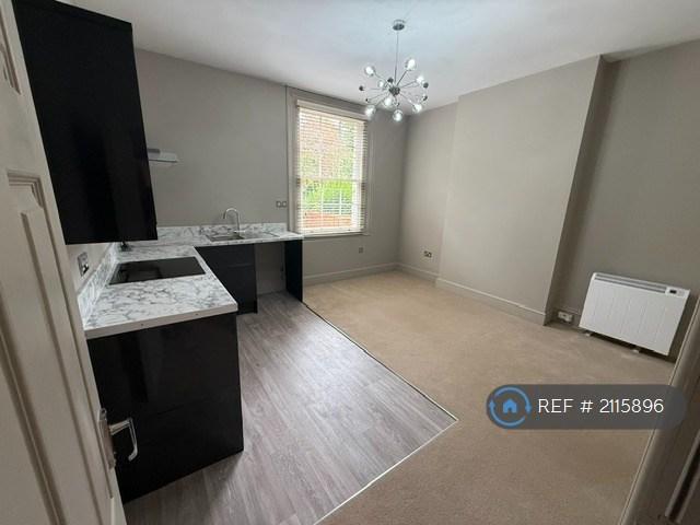 Worcester Road, Malvern, WR14 1 bed flat to rent £895 pcm £207 pw