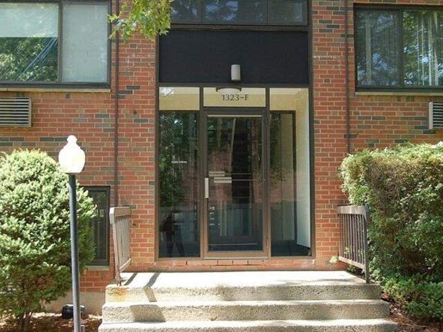 Worcester Rd Apt F, Framingham, Condo For Sale