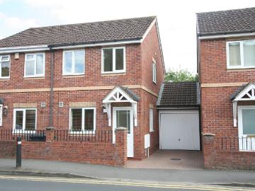 Dudley, West Midlands, Midlands - Garden