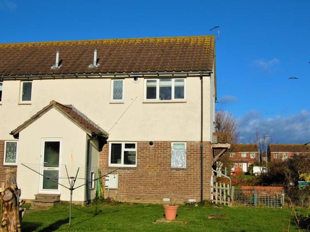 Wordsworth Drive, Eastbourne BN23 1 bed flat to rent £875 pcm £202 pw