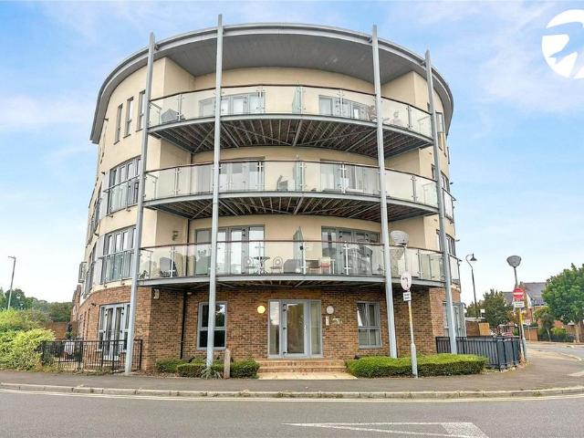 Wordsworth House, Liveryman Walk. 1 bed flat to rent £1,350 pcm £312 pw